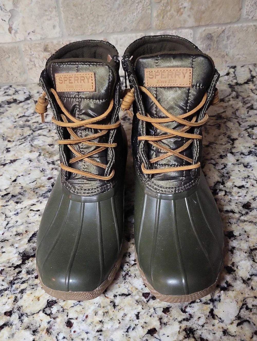 Sperry Saltwater Quilted Duck Boots Women's 8.5